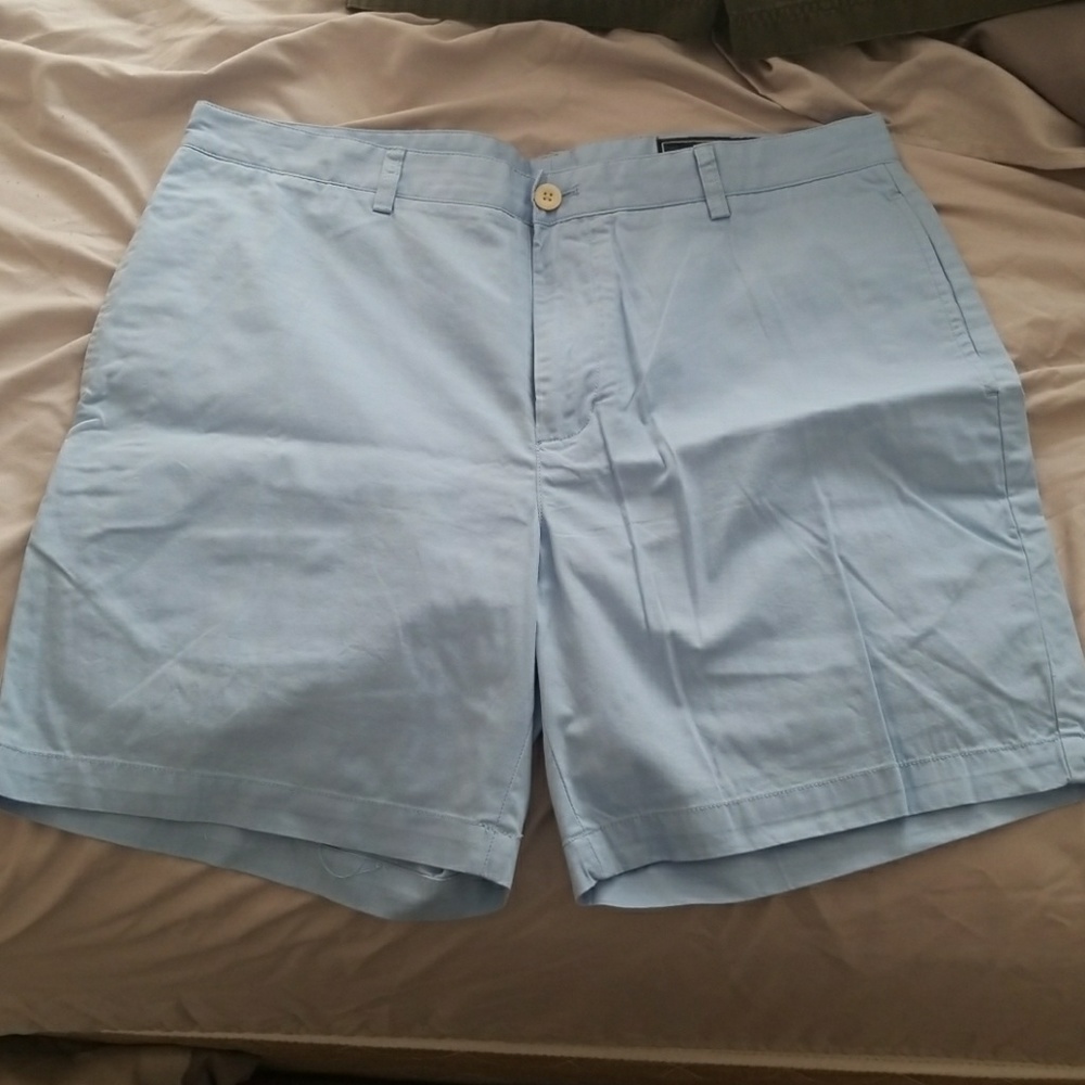 Vineyard Vines Short
